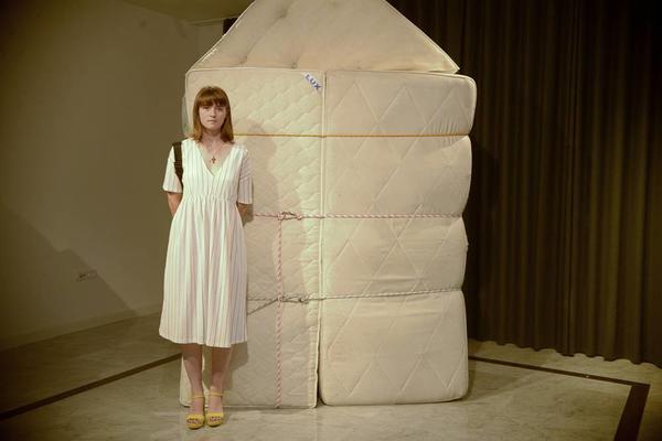 „PRIVATNA VREDNOST 3” – OTVORENI POZIV AMBASADE ŠVAJCARSKE ZA MLADE VIZUELNE UMETNIKE I UMETNICE IZ SRBIJE