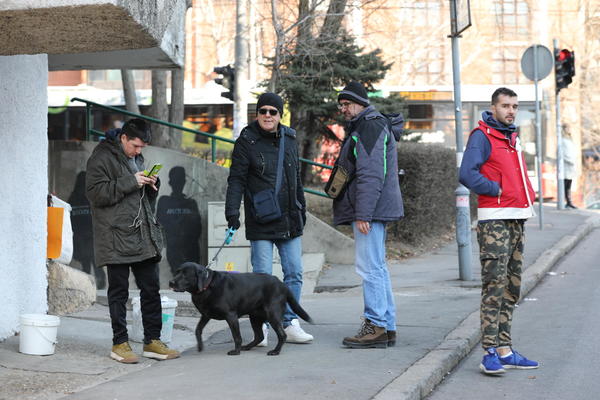 DEMANT POVODOM TEKSTA O ODBRANI PARKIĆA