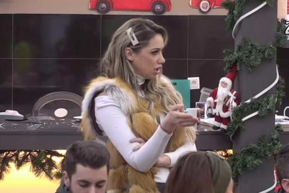 IVA SPOPADALA SORAJU PORUKAMA! Molila je da se približi Ani Korać, a sada joj "MUVA" Davida!