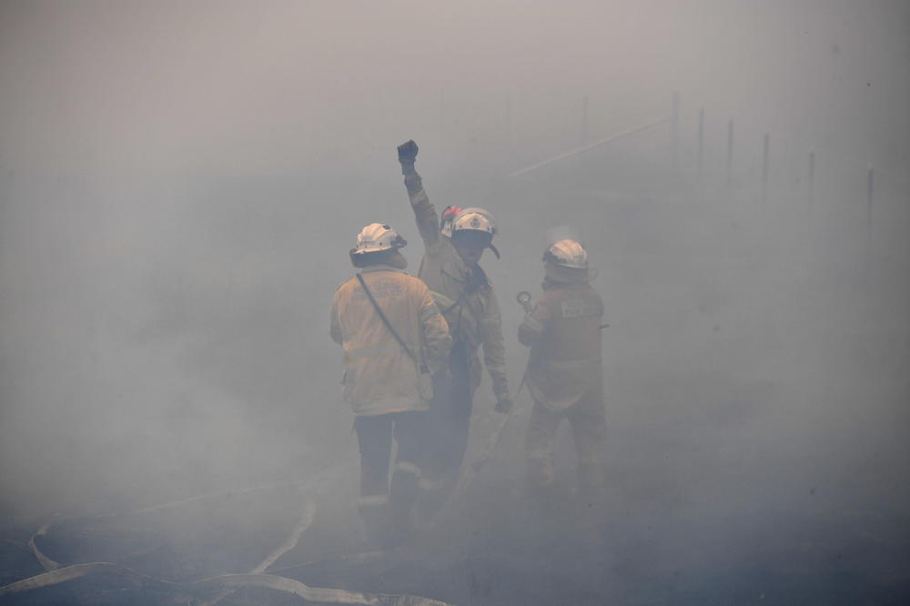 AUSTRALIJA I DALJE GORI! Usred GAŠENJA POŽARA AVIONOM došlo do ogromne TRAGEDIJE (VIDEO)