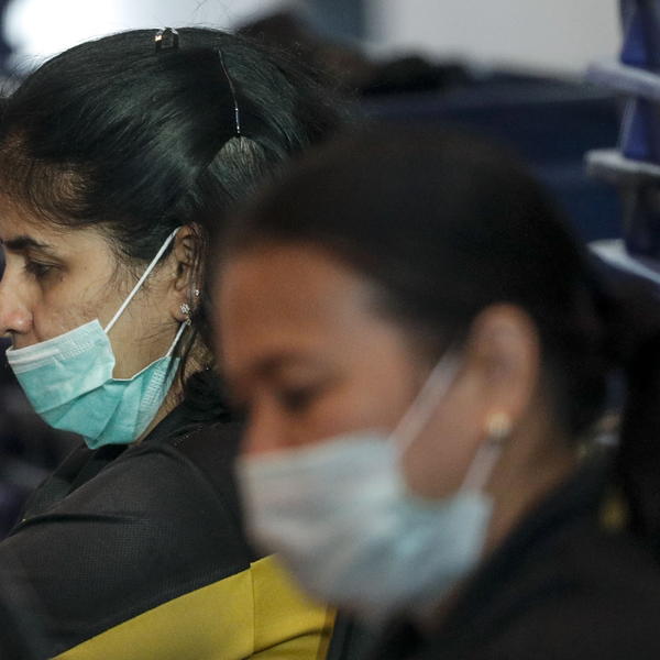 NISAM MOGAO DA SE POMERAM, BIO SAM PARALISAN Ispovest PRVOG PACIJENTA koji je preživeo KORONAVIRUS!