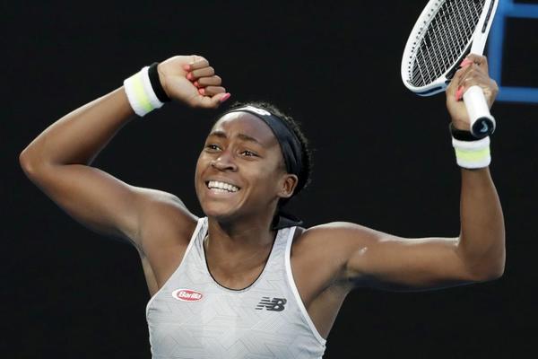 IZLETELA ŠAMPIONKA SA AUSTRALIJAN OPENA: Klinka od 15 godina napravila čudo i očitala čas tenisa Naomi Osaki!