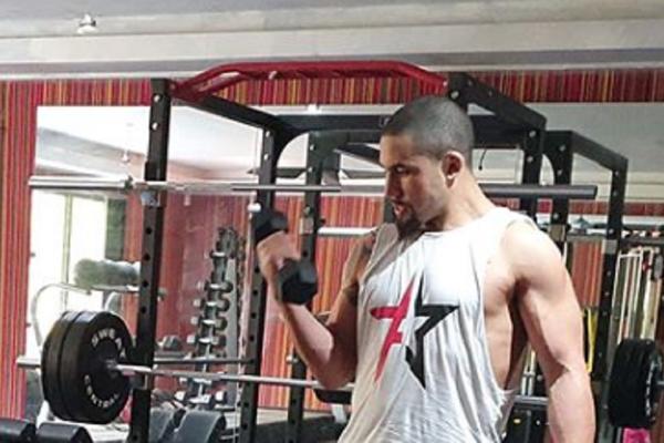 ĆERKA POZNATOG SPORTISTE VODI VELIKU BORBU! Otkazao je učešće na velikom meču kako bi joj donirao koštanu srž!