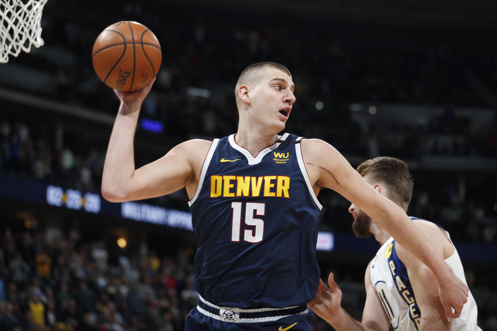 LEGENDARNI IGRAČ DENVERA NIKAD NIJE ŠTEDEO POHVALE NA JOKIĆEV RAČUN: Nikola koristi mozak više od prosečne osobe!