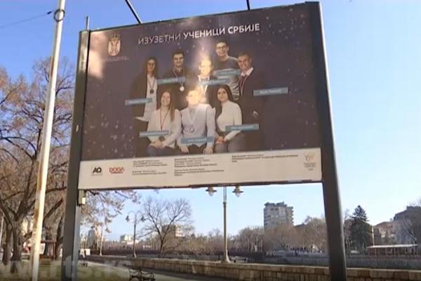 DANAS SU OSVANULI OVI BILBORDI I IZAZVALI OGROMNU PAŽNU: Kada ih budete videli OSETIĆETE ŠTA JE PONOS SRBIJE