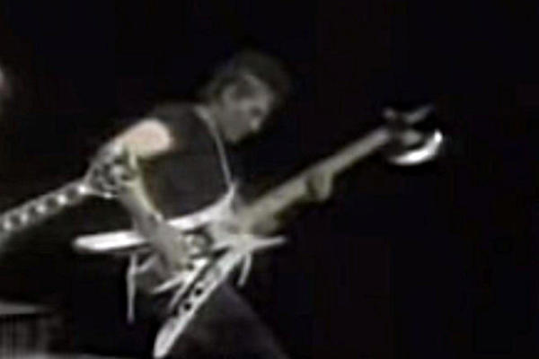 ISPLIVALI RANI RADOVI MIROSLAVA ILIĆA! Ovoga se skoro NIKO više ne seća, nekada je bio DUGOKOSI ROKER! (FOTO)