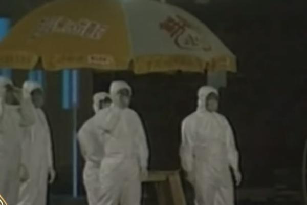 VIRUS ODNEO 56 ŽIVOTA, U KARANTINU PREKO 56 MILIONA LJUDI Primetna visoka stopa rasta novoobolelih!