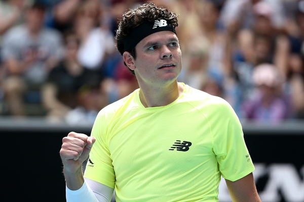 SAMO ON SE NE ŽALI NA HRANU U MELBURNŠKOM KARANTINU: Odrastao je na ćevapčićima!