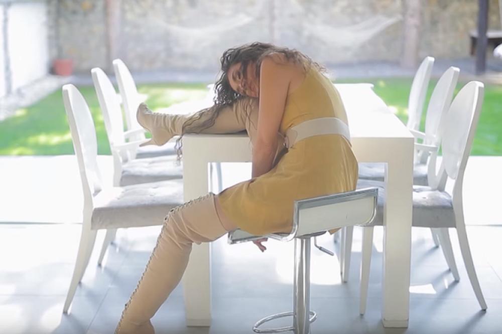 OVU SRPSKU PEVAČICU MUVAO JE MAJKL DŽEKSON! Otkrila TAJNU čuvanu DECENIJAMA: Poslao mi je VOZAČA i OBEZBEĐENJE...