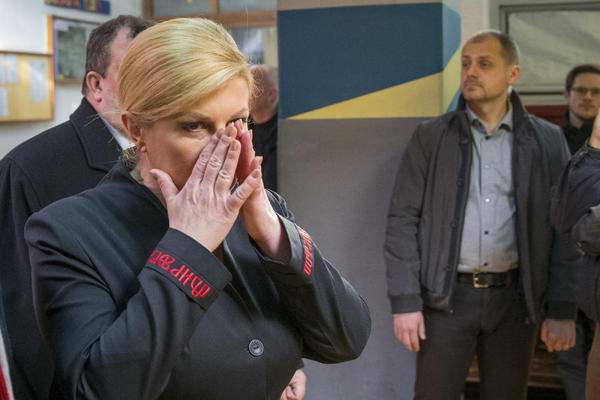 HRVATI NAPALI KOLINDU ZBOG PORAZA RUKOMETAŠA: Izgubila je drugo finale u mesec dana, ona je lokalni Drejk!