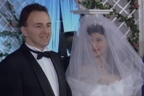 PROCURIO ŠOK DETALJ SA SVADBE CECE I ARKANA KOJI NIKO NE ZNA: Mladenci IZLETELI sa venčanja, a ovo su GOSTI uradili