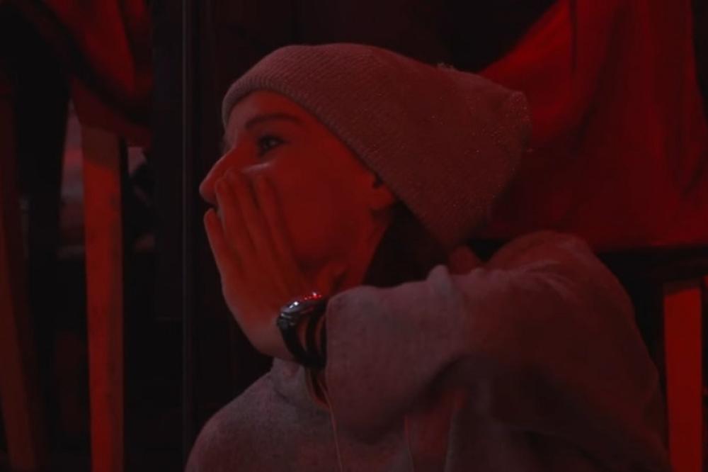 SRPSKA FOLK PEVAČICA SLOMLJENA ZBOG SMRTI! Suze joj teku kao reka, od ŠOKA ne može da dođe sebi!