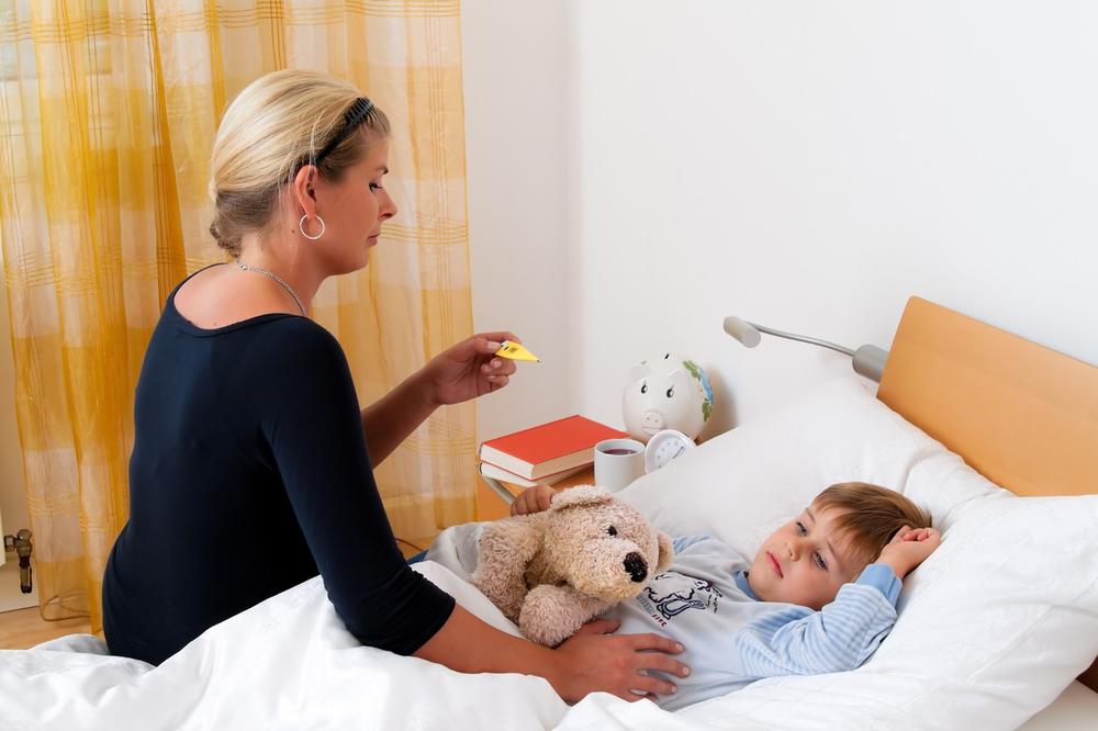 GRIP I VIRUSI NAPUNILI DOMOVE ZDRAVLJA: Ako vaše dete ima VISOKU TEMPERATURU, lekari preporučuju ove MERE