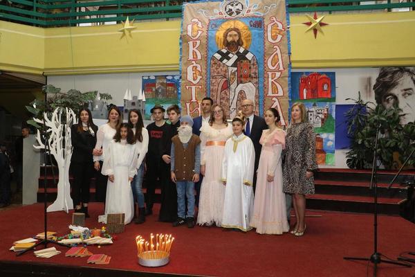 VUČEVIĆ: MORAMO DA IDEMO PUTEM SVETOSAVLJA, TO JE KOORDINATNI SISTEM NAŠE DUHOVNE I KULTUROLOŠKE VREDNOSTI