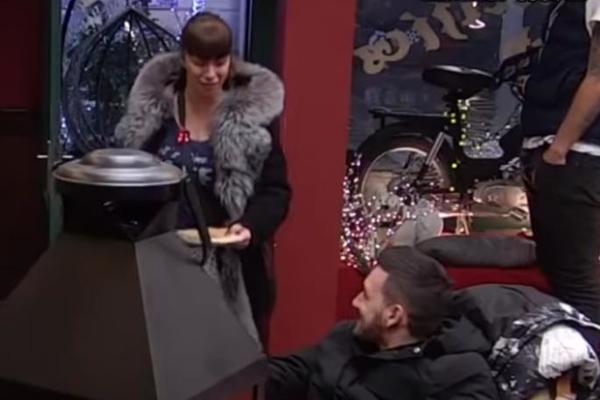 MILJANA HOĆE DA SE POMIRI SA ZOLOM, SPREMILA MU SPECIJALITET: Evo šta je uradio kad je video SA SMESOM u rukama!