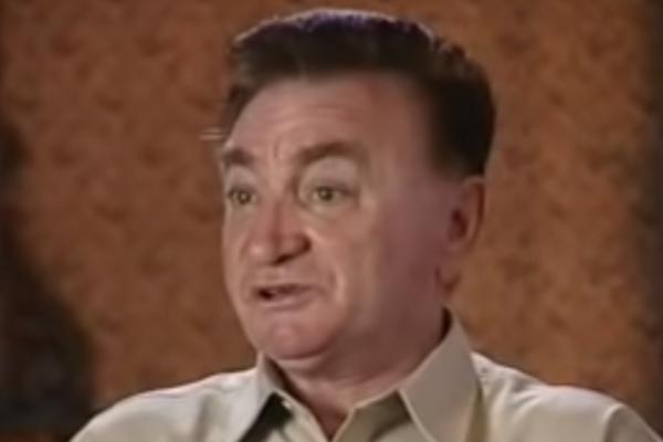 REZAO JE JEVREJIMA KOSU I SPREMAO IH ZA GASNE KOMORE: Ovaj čovek video je PATNJU koja se ne može zamisliti! (VIDEO)