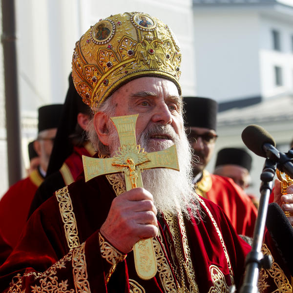 PATRIJARH IRINEJ DONEO KONAČNU ODLUKU: Poznato je da li će crkve biti zaključane u nedelju