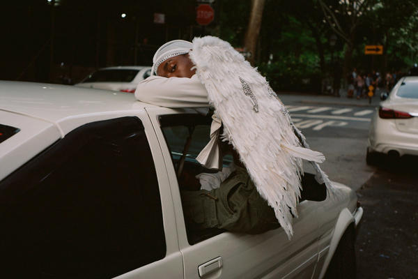 Blood Orange: Negro Swan