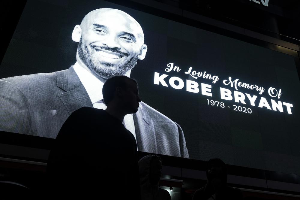 JADNICI ZARAĐUJU NA MRTVOM KOBIJU: Besraman potez Amerikanaca zgrozio planetu!