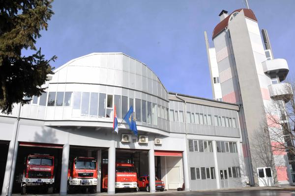 NEBOJŠA STEFANOVIĆ JE DANAS POSETIO OVU ZGRADU: Otkrivamo SVE ŠTO SE DEŠAVALO!