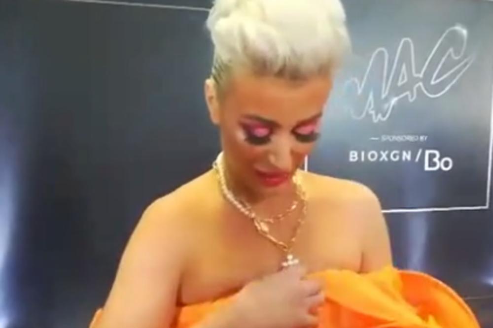 DUŠICU ZNAMO KAO VODITELJKU, IZNENADILA KADA JE OTKRILA ŠTA ĆE DA PEVA: Došla iako je imala KATASTROFA DAN!