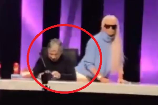 KARLEUŠINA GUZA ZAVRŠILA NA SAŠINOM LICU! KAMERMAN PRIŠAO DA EMITUJE IZBLIZA: Evo gde su dospele Popovićeve RUKE!