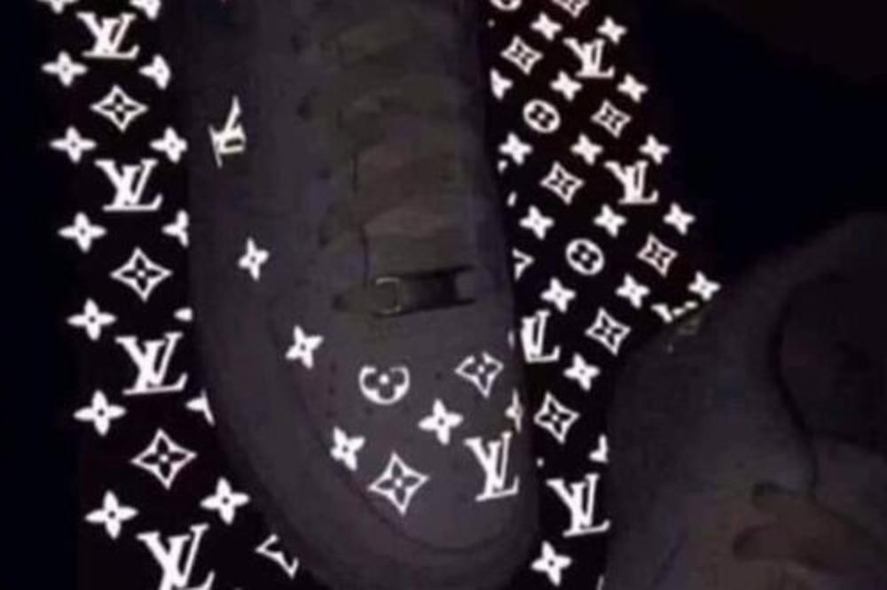 DA LI SU OVE LUJ VITON PATIKE CRNE ILI BELE? Pada KRV na društvenim mrežama, POSVAĐALO SE POLA PLANETE! (FOTO)