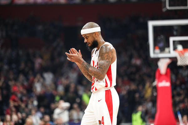 LORENCO BRAUN BLIZU POTPISA: Ovaj čovek baš voli Srbe!