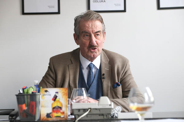 POZNATI GLUMAC JAVNO NAPAO GLUMICU NAKON SRAMNE IZJAVE O SRBIJI: Strašno je vređala naš narod, a ON POENTIRAO!