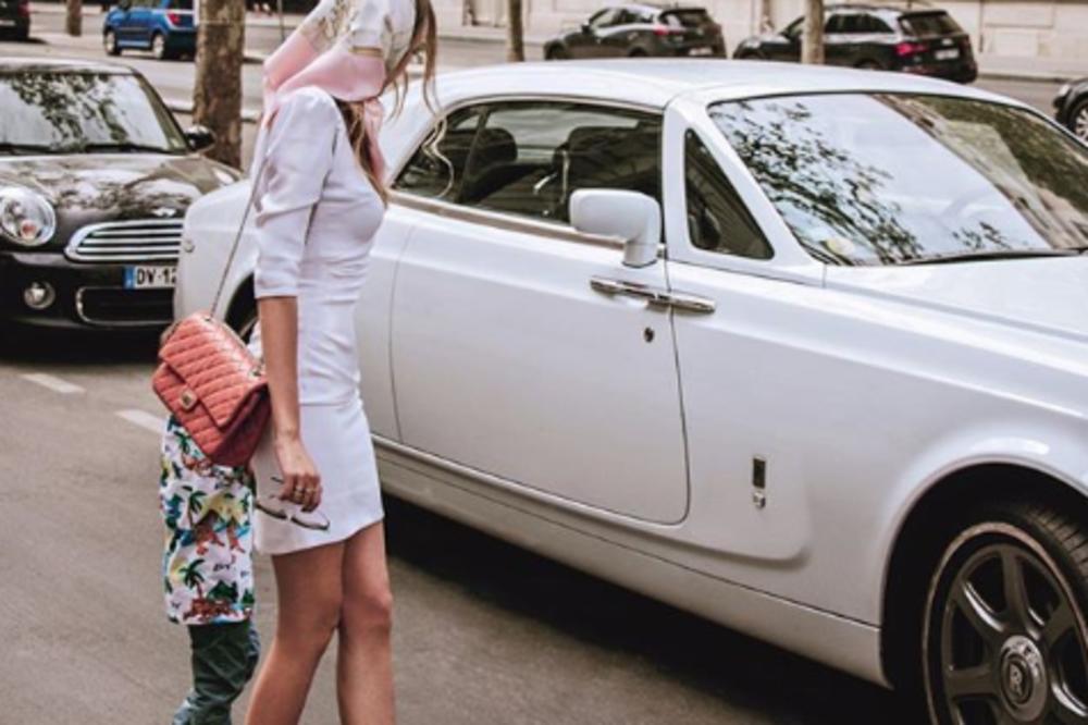 SRPKINJA SE KUPA U NOVCU, UDATA JE ZA ARAPSKOG PRINCA ALI OVO ŠOKIRA: Njen sin živi DRUGAČIJE od ostalih BOGATAŠA!