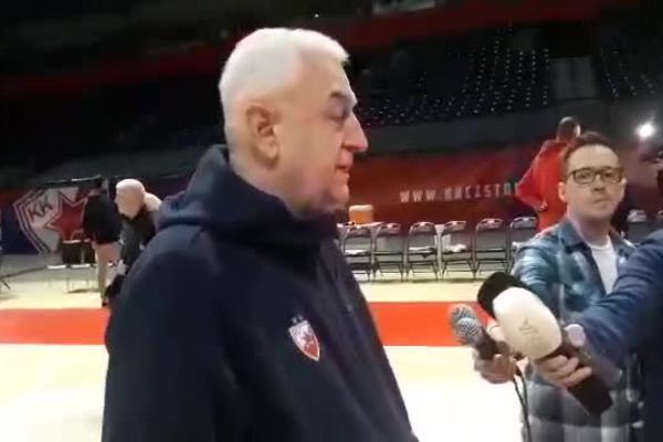 KAKO ZAUSTAVITI LARKINA? Usmeriš ga u levo on da 30 poena, usmeriš ga u desno da 35!