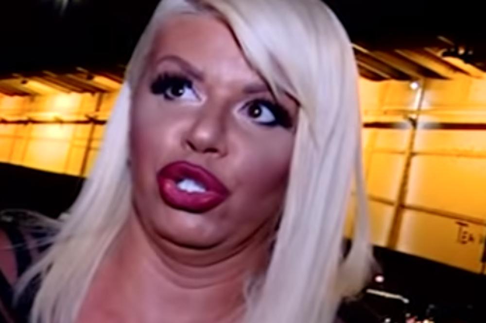 JOŠ 1 RAT NA ESTRADI, DARA PROVRIŠTALA ZBOG KOLEGE! Zvala ga telefonom, sve je ODZVANJALO! On POKIDAO LIGAMENT!