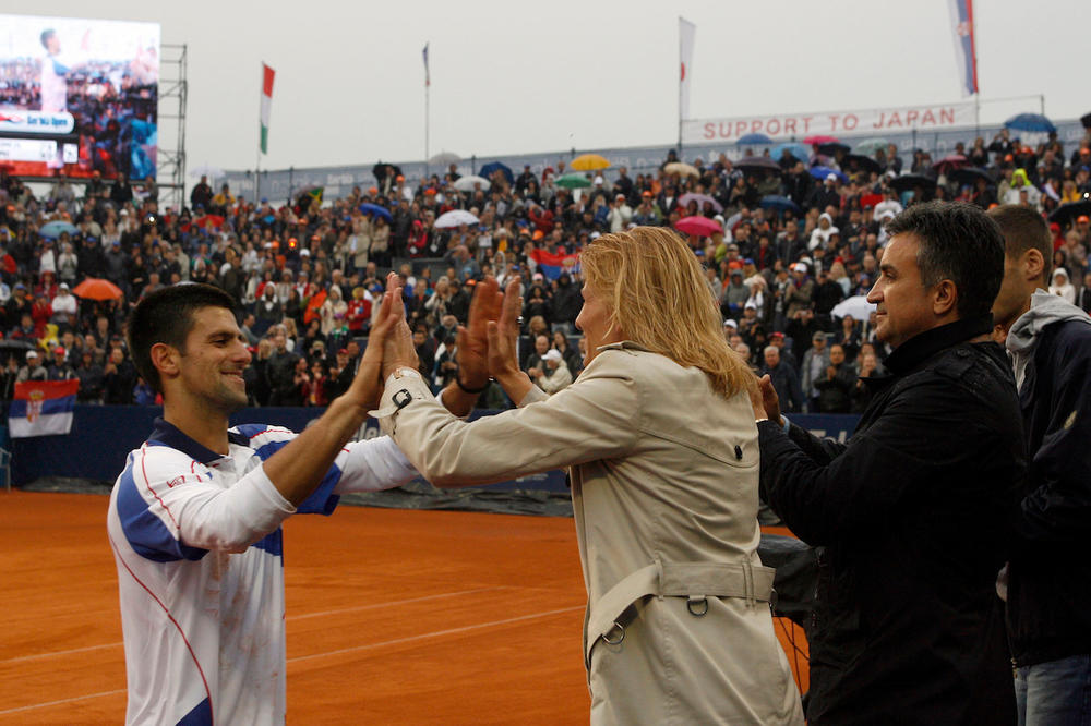 RIZIKOVALI SMO JER SAM OSTAO SRBIN: Novak i Dijana Đoković otkrili sve o 'danku u krvi'! Bilo je dramatično i teško