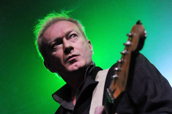 Umro je Endi Gil, gitarista i osnivač grupe Gang of Four