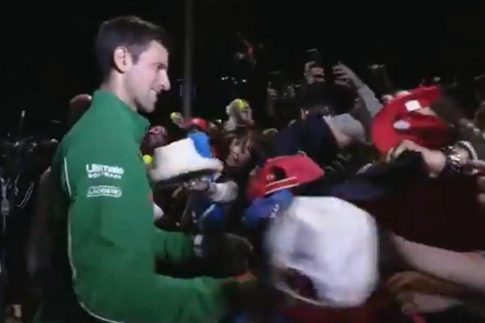 TOTALNA LUDNICA U MELBURNU! Đoković izašao isped stadiona - nastao je delirijum!
