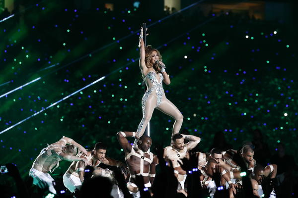 ZBOG OVOG SKANDALA SE TRESE CELA ESTRADA! Omiljeni par se RAZVODI? Dal je moguće da je OVO glavni PROBLEM? (FOTO)