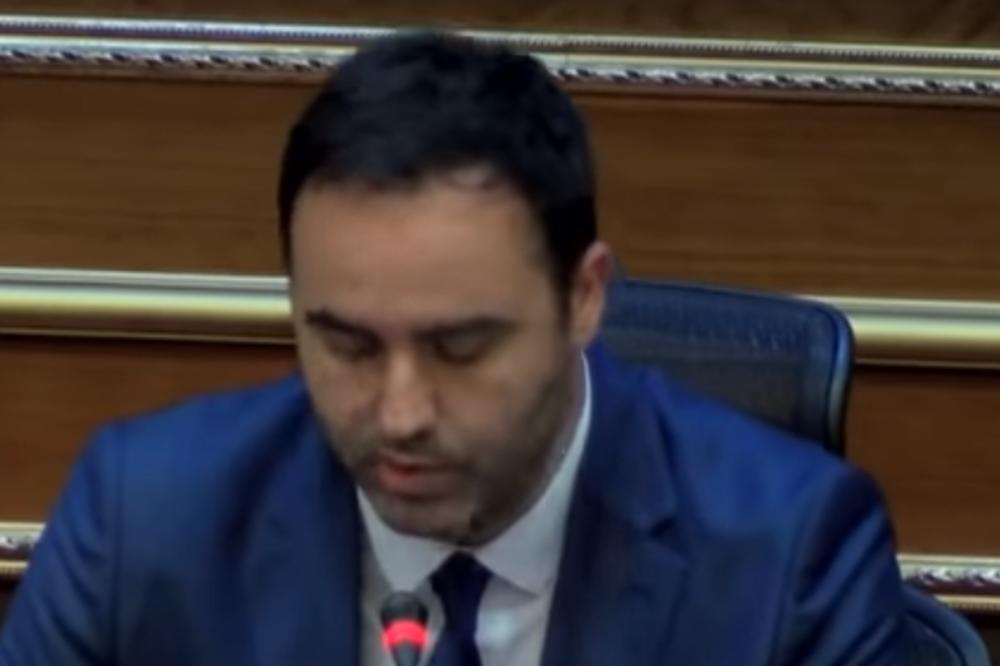 POSLANIK POKRETA SAMOOPREDELJENJE, GLAUK KONJUFCA PODNEO OSTAVKU!