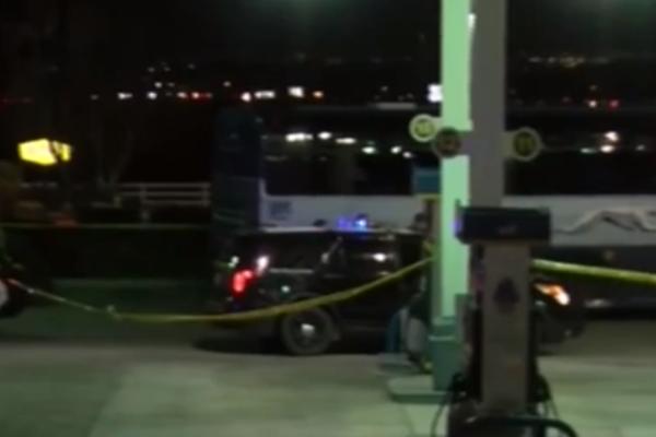 MANIJAK OTVORIO VATRU U AUTOBUSU! Velika drama na autoputu, ne zna se broj žrtava! (VIDEO)