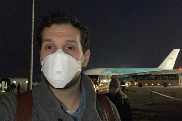 STEFAN VOJNIĆ SE JAVIO IZ KARANTINA ZA KORONAVIRUS: Njegove reči mora da čuje CELA SRBIJA!