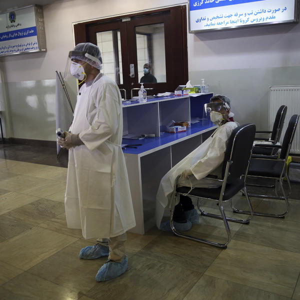 KAD JE OBOLEO OD KORONE, IŠAO PO BAROVIMA I KOD ROĐAKA: Sada ga je sačekala STRAŠNA SUDBINA!