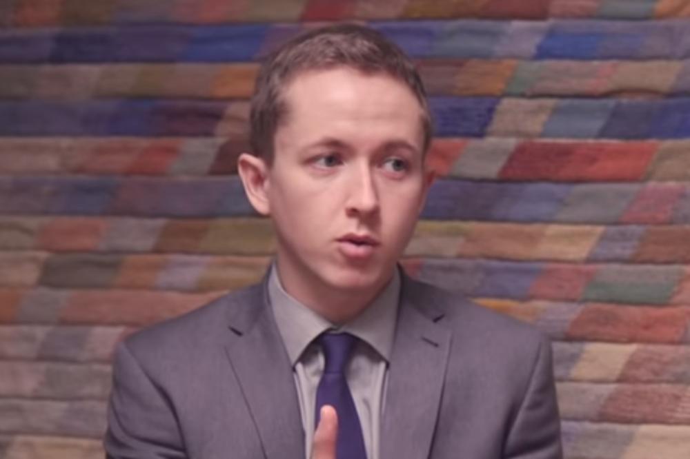 OVAJ ČOVEK JE REŠIO DA SE NE TUŠIRA MESEC DANA: Kaže da NIJE SMRDEO, već se nešto iznenađujuće desilo njegovoj koži