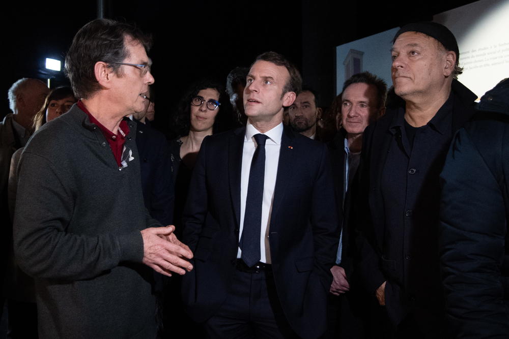 EnkI Bilal u društvu Emanuela Makrona