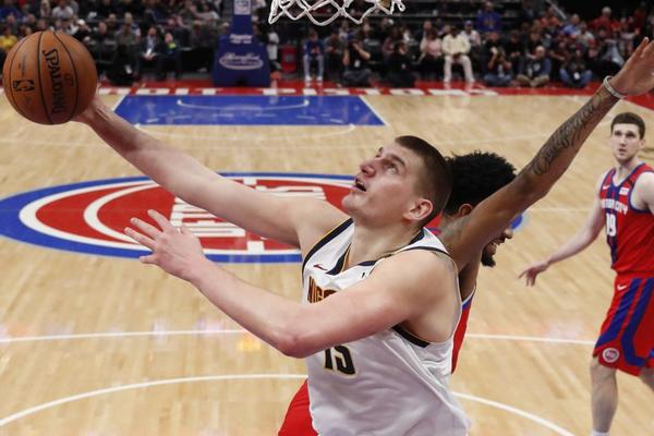 U NBA NIŠTA NOVO: Nikola Jokić se ponovo upisao u istoriju košarke u Americi!