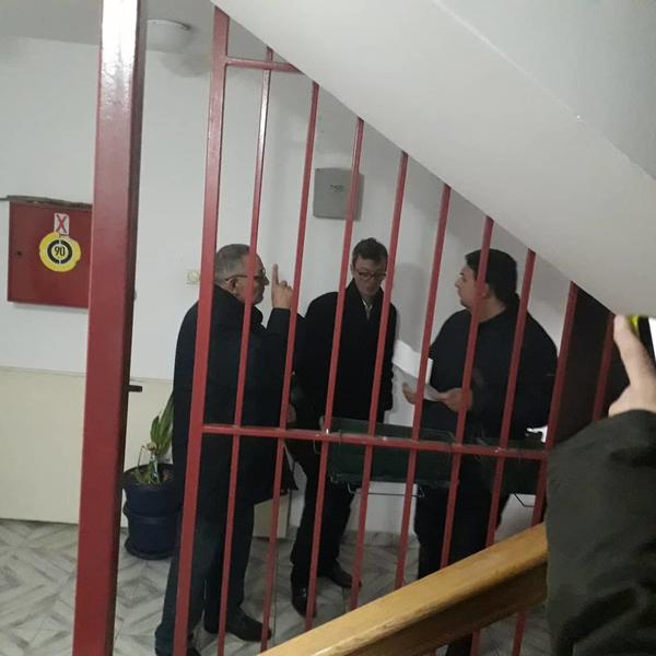 OVO JE NEHUMANO: Po snegu i u jeku KORONE i VANREDNOG STANJA, oni žive BEZ STRUJE I VODE! Tome se mora stati na put