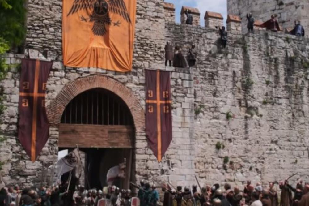 CRNOGORSKI ISTORIČAR I NETFLIKS TVRDE: Istanbul ima AUTORSKA PRAVA na SRPSKU ZASTAVU! Srbija je PLAGIJATOR!
