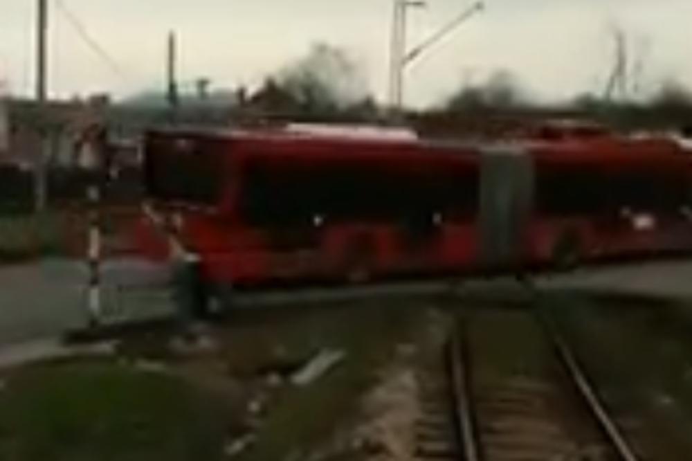 STRAVIČAN SNIMAK IZ SREMČICE: Pa da li je ovo moguće? (VIDEO)