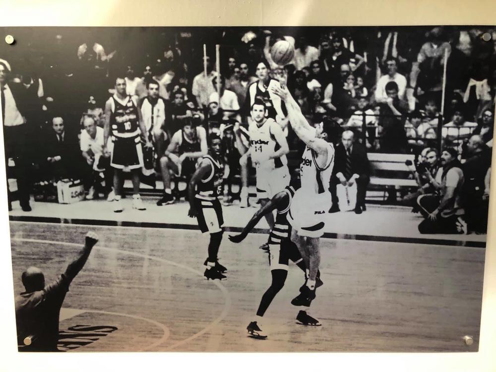 Sećanje na onaj čuveni momenat kada je Danilović doneo 4 poena u jednom napadu