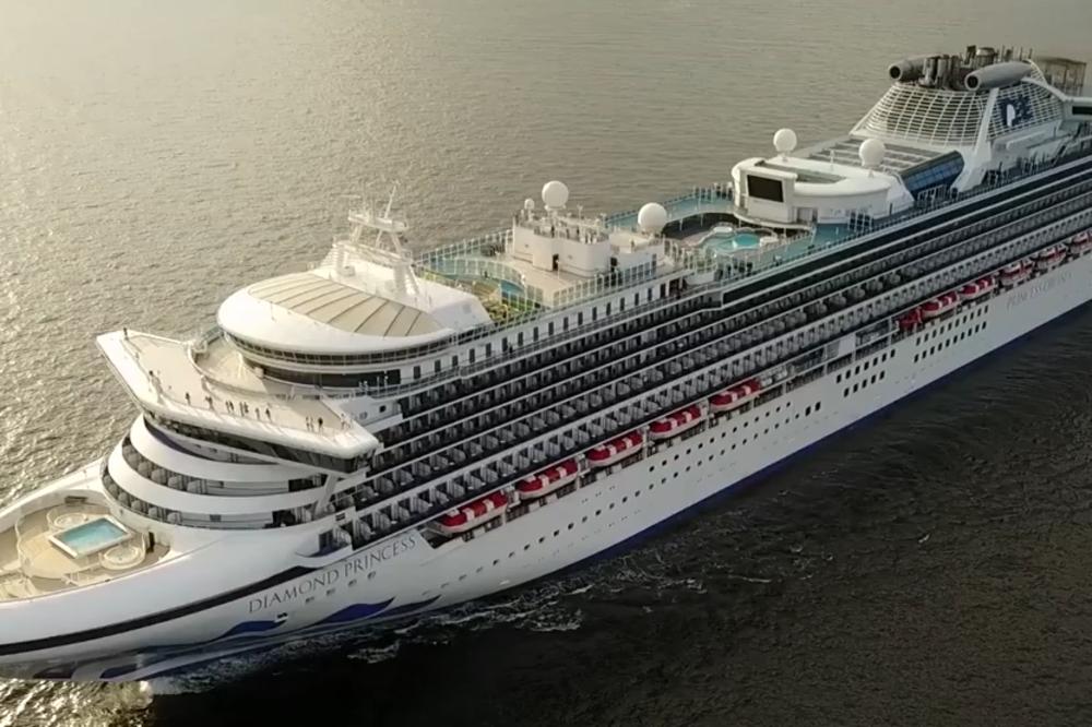 OVAKO IZGLEDA UNUTRAŠNJOST KRUZERA U KARANTINU: 14 Srba zarobljeno je na ZARAŽENOM BRODU! (FOTO)