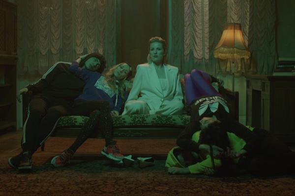 HRVATSKA PEVAČICA SE UDALA ZA SRBINA PA USLEDIO HOROR! Zbog udaje su joj PRETILI JEZIVIM PORUKAMA, otvorila dušu!