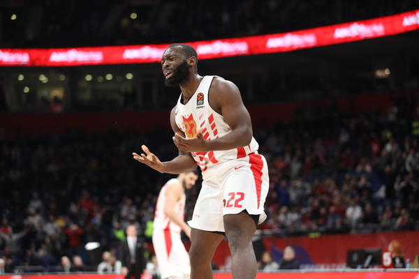 ŠTA LI SAD NE VALJA? Čarls Dženkins zabrinuo sve Delije i bacio ih u veliki rebus!